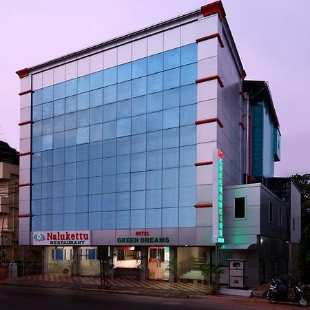 Hotel Green Dreams Kochi Buitenkant foto