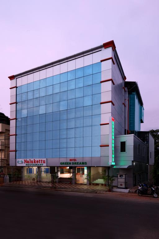Hotel Green Dreams Kochi Buitenkant foto