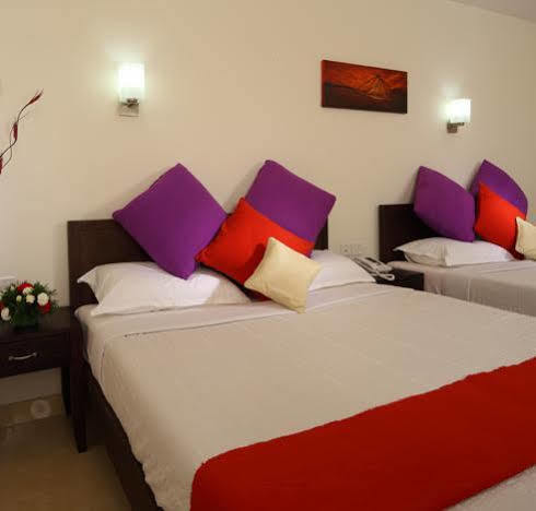 Hotel Green Dreams Kochi Buitenkant foto