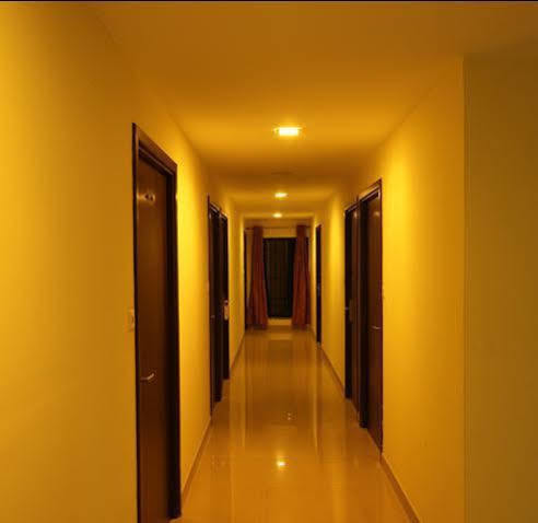 Hotel Green Dreams Kochi Buitenkant foto